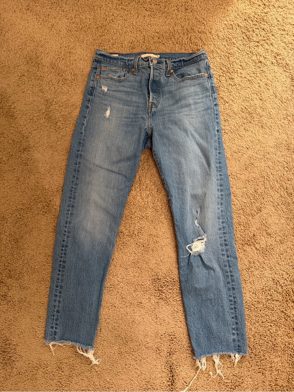 Levi’s Wedgie Size 29 Women’s Distressed Blue Straight-Leg Jeans